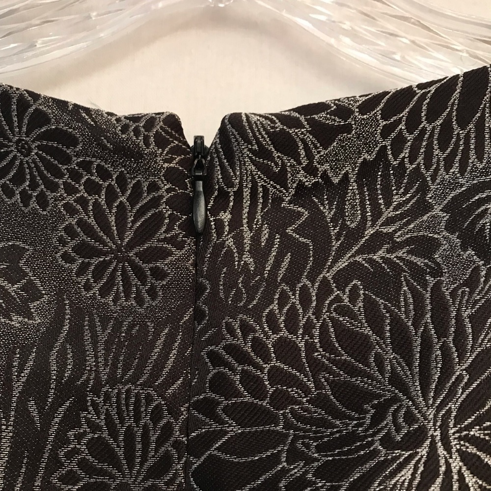 Eliza J Sleeveless Mini Dress Womens Size 4 Black Silver Evening Cocktail Party - Picture 4 of 6